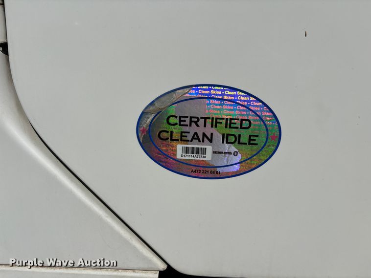 image for item ER7576 2013 Freightliner Coronado semi truck