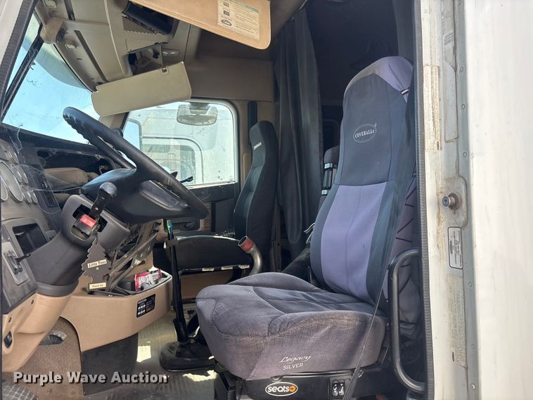 image for item ER7578 2012 Freightliner Coronado SD 122 semi truck