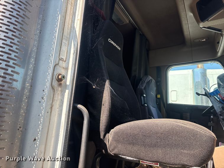 image for item ER7578 2012 Freightliner Coronado SD 122 semi truck