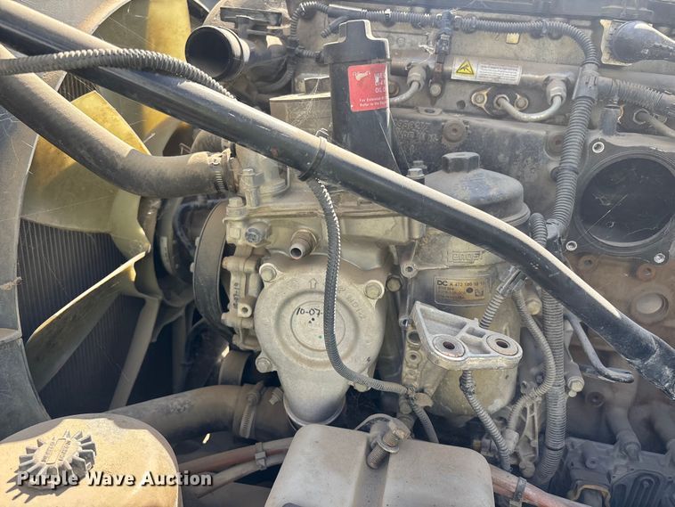 image for item ER7578 2012 Freightliner Coronado SD 122 semi truck
