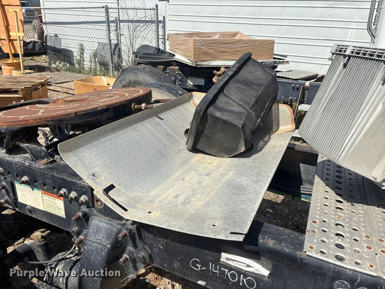 image for item ER7579 2011 Freightliner Coronado SD 122 semi truck