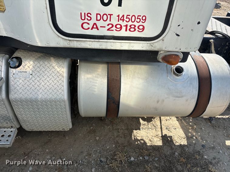 image for item ER7580 2013 Freightliner Coronado SD 122 