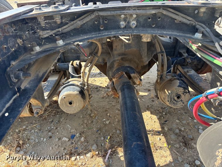 image for item ER7580 2013 Freightliner Coronado SD 122 