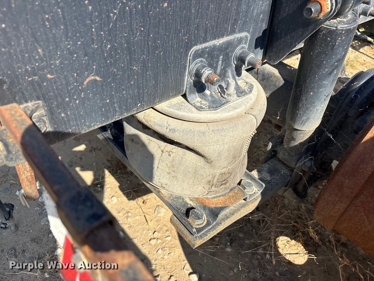 image for item ER7580 2013 Freightliner Coronado SD 122 