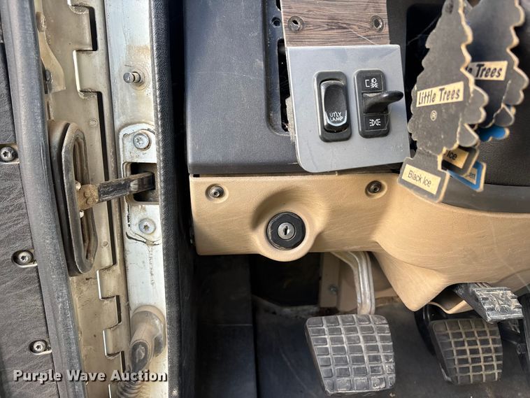 image for item ER7580 2013 Freightliner Coronado SD 122 