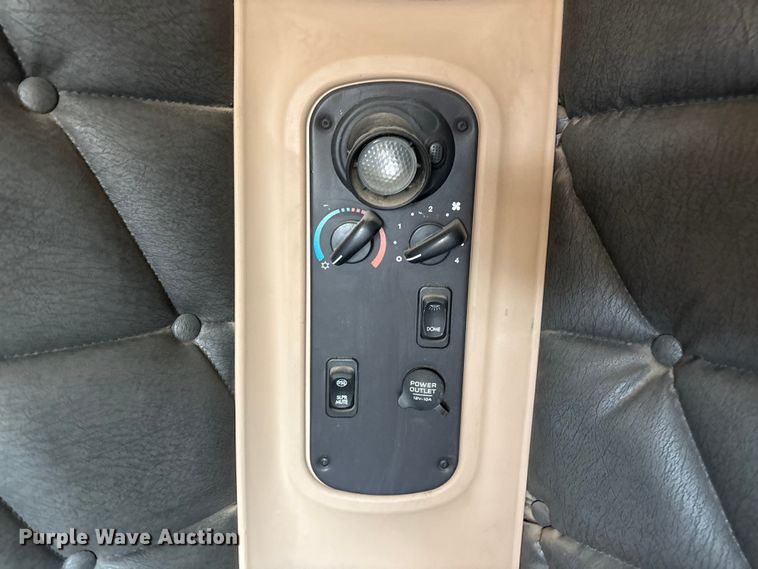 image for item ER7580 2013 Freightliner Coronado SD 122 
