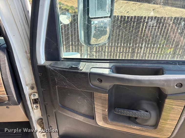 image for item ER7580 2013 Freightliner Coronado SD 122 