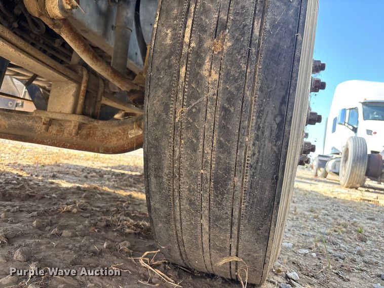 image for item ER7580 2013 Freightliner Coronado SD 122 