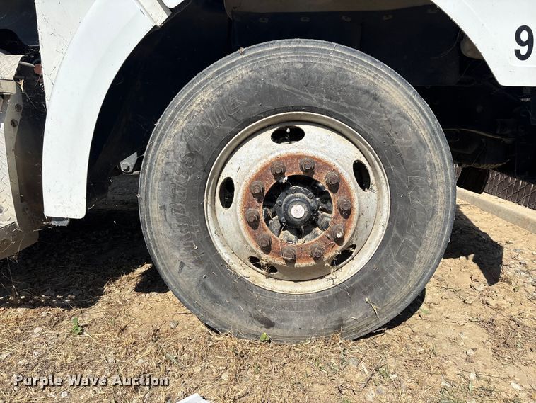 image for item ER7580 2013 Freightliner Coronado SD 122 