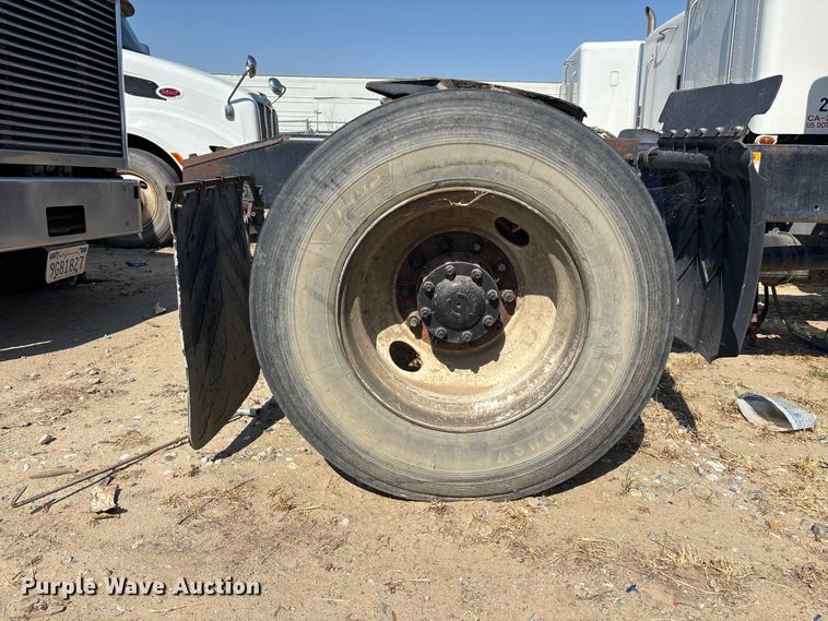 image for item ER7580 2013 Freightliner Coronado SD 122 