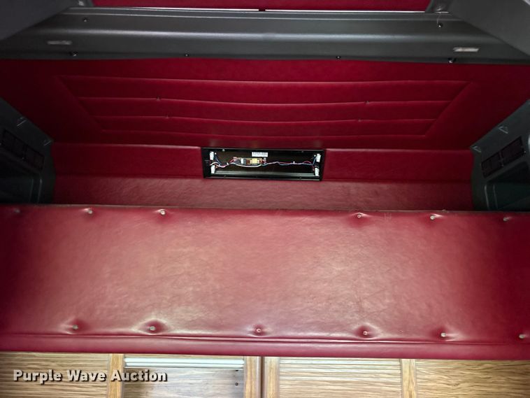 image for item ET2055 1999 Peterbilt 379 semi truck