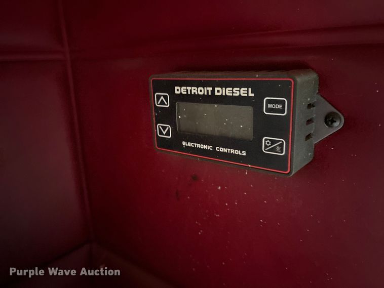 image for item ET2055 1999 Peterbilt 379 semi truck