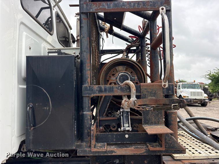 image for item ET2074 2004 Sterling L9500 winch truck