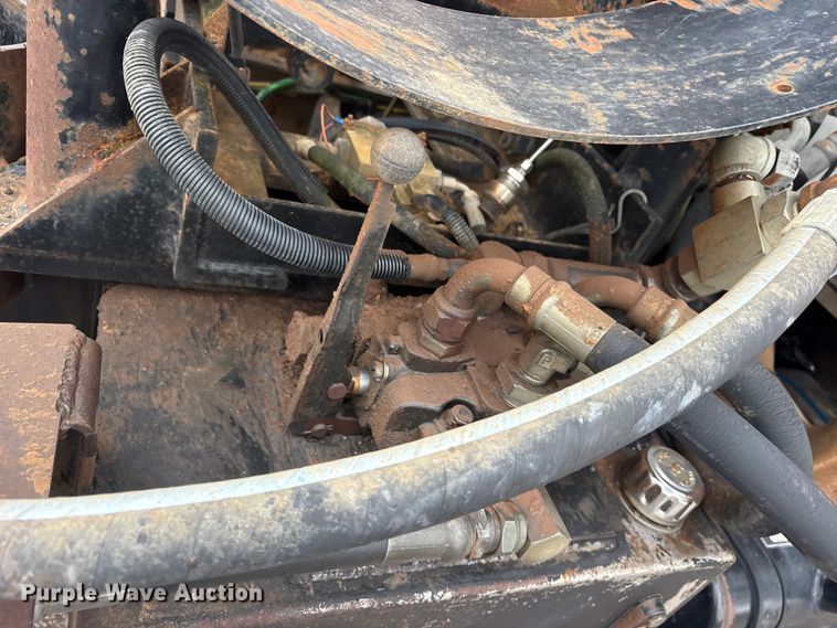 image for item ET2074 2004 Sterling L9500 winch truck