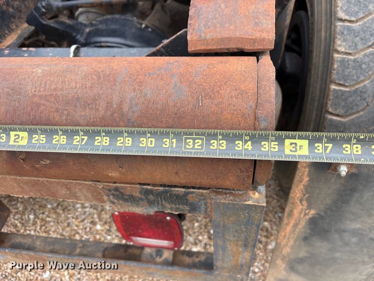 image for item ET2074 2004 Sterling L9500 winch truck