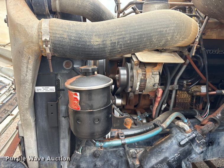 image for item ET2074 2004 Sterling L9500 winch truck