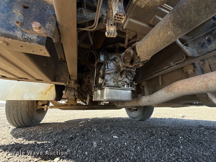image for item ET6119 2007 International 4300  truck cab and chassis