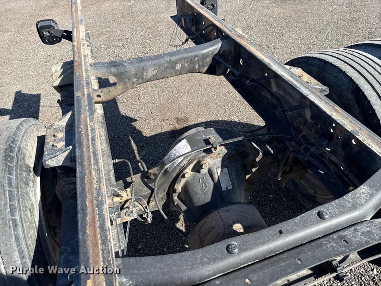 image for item ET6119 2007 International 4300  truck cab and chassis