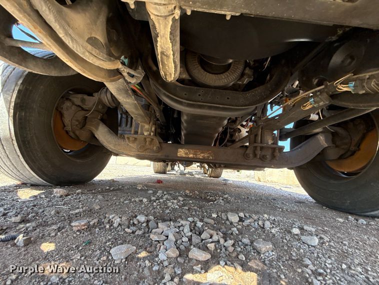 image for item ET6128 2024 International LT625 semi truck
