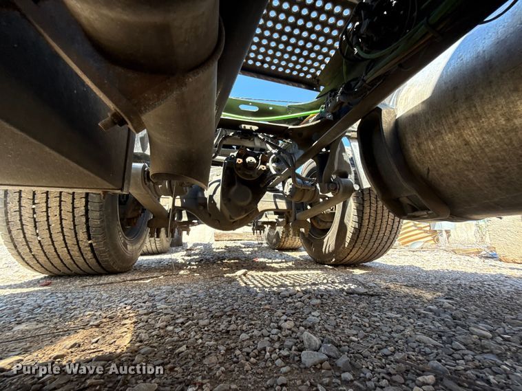 image for item ET6128 2024 International LT625 semi truck
