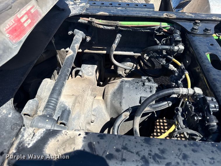 image for item ET6128 2024 International LT625 semi truck