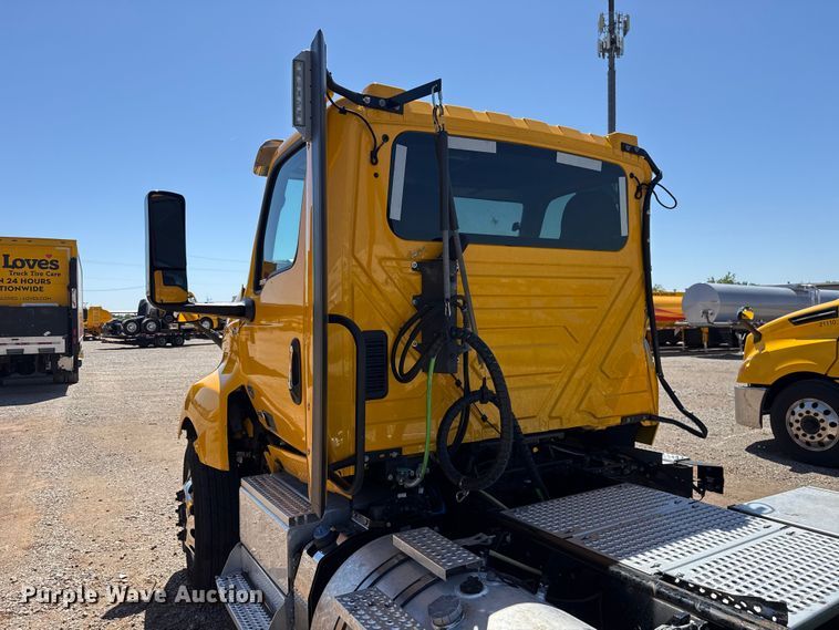 image for item ET6128 2024 International LT625 semi truck