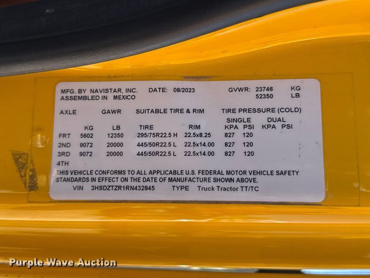 image for item ET6128 2024 International LT625 semi truck