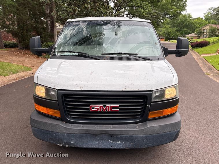 image for item EU0568 2018 GMC Savana flatbed van