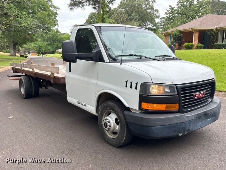image for item EU0568 2018 GMC Savana flatbed van