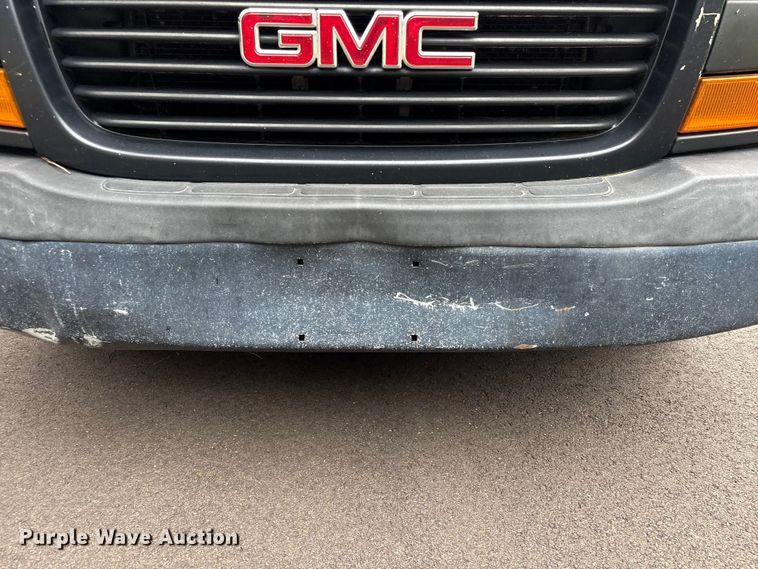 image for item EU0568 2018 GMC Savana flatbed van
