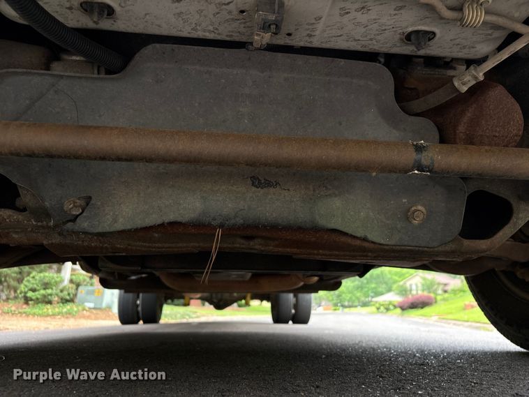 image for item EU0568 2018 GMC Savana flatbed van