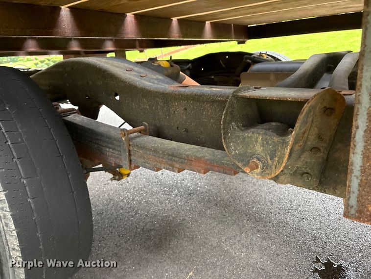 image for item EU0568 2018 GMC Savana flatbed van