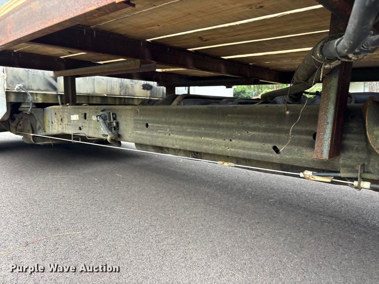 image for item EU0568 2018 GMC Savana flatbed van