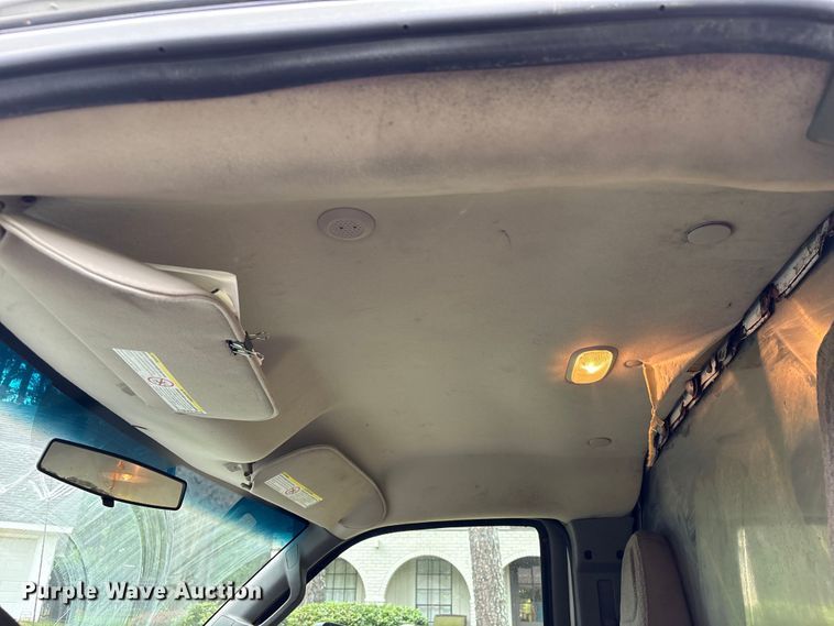 image for item EU0568 2018 GMC Savana flatbed van