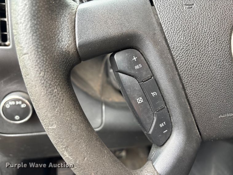 image for item EU0568 2018 GMC Savana flatbed van
