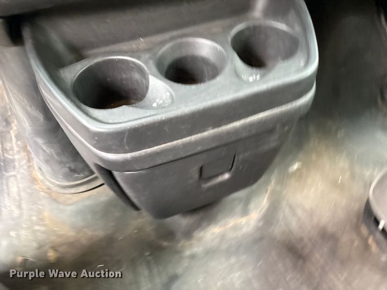 image for item EU0568 2018 GMC Savana flatbed van