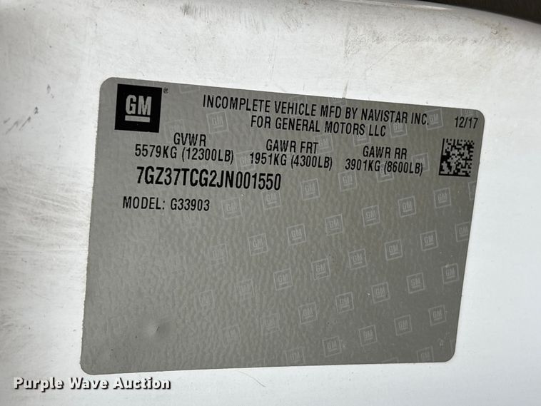 image for item EU0568 2018 GMC Savana flatbed van