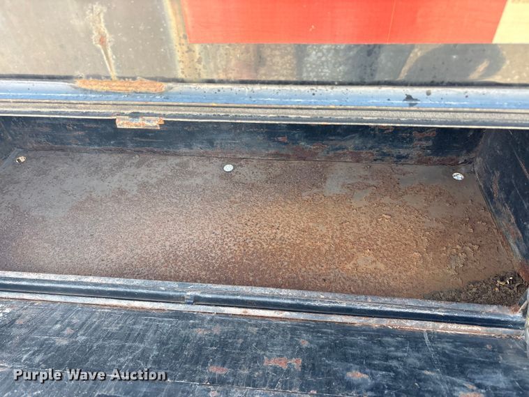 image for item EU5561 2009 International MA025 flatbed truck