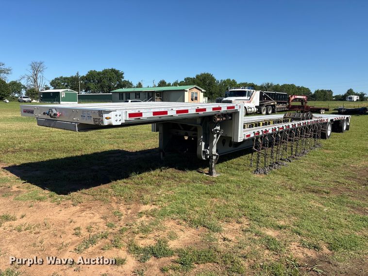 image for item EU5570 2018 Manac drop deck trailer