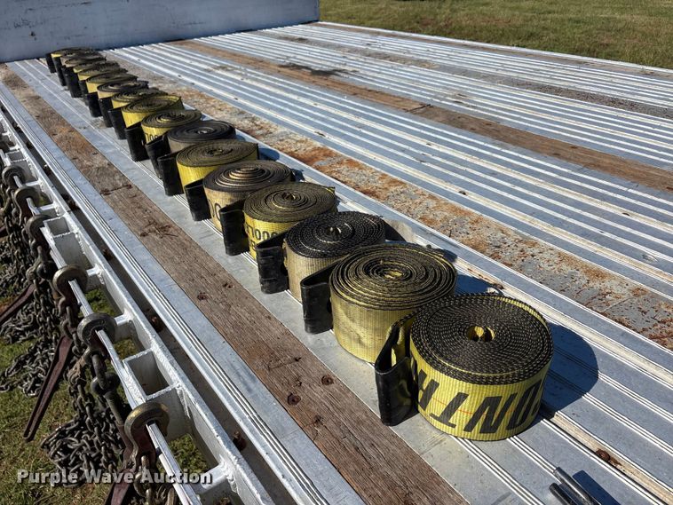 image for item EU5570 2018 Manac drop deck trailer