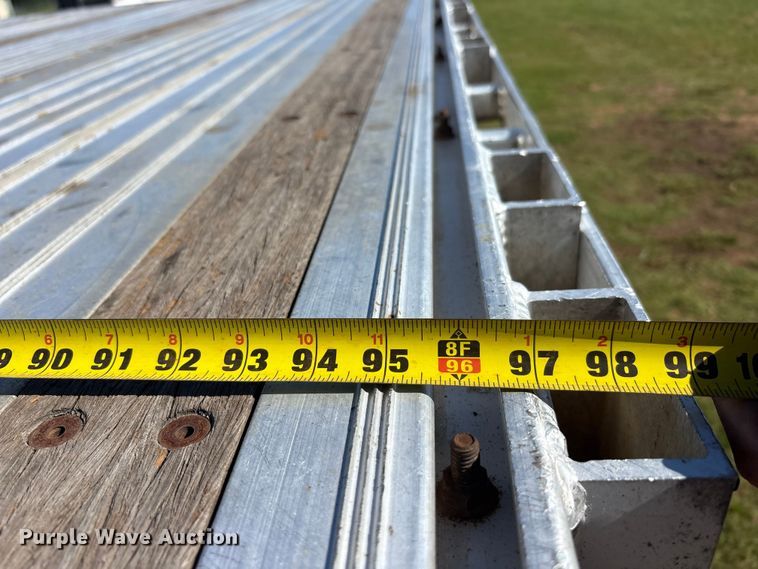 image for item EU5570 2018 Manac drop deck trailer