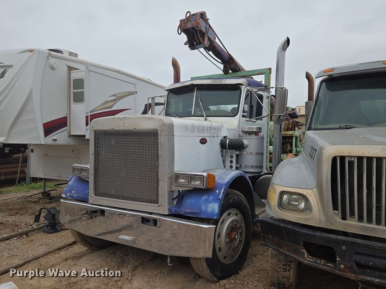 image for item EW0089 1982 Peterbilt 359 crane truck