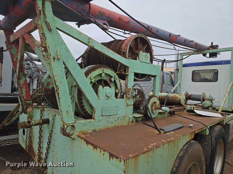 image for item EW0089 1982 Peterbilt 359 crane truck