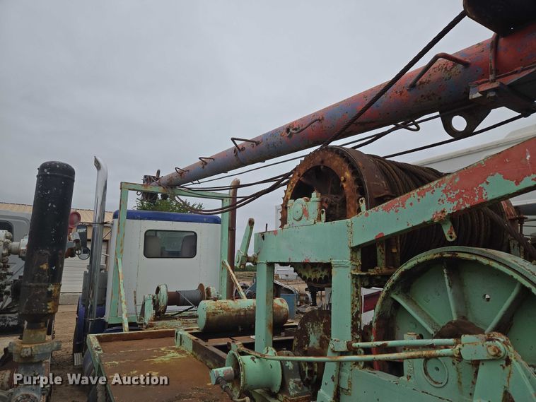 image for item EW0089 1982 Peterbilt 359 crane truck
