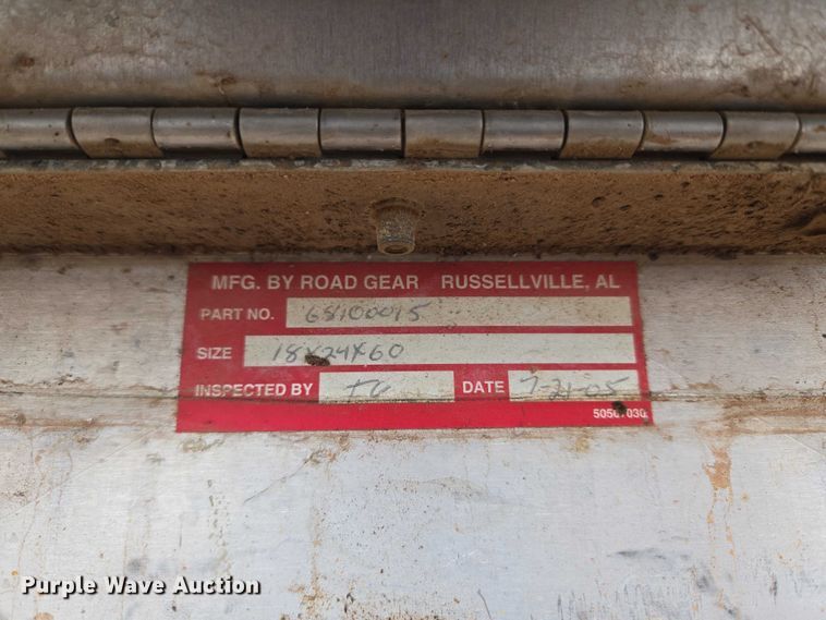 image for item EW0089 1982 Peterbilt 359 crane truck