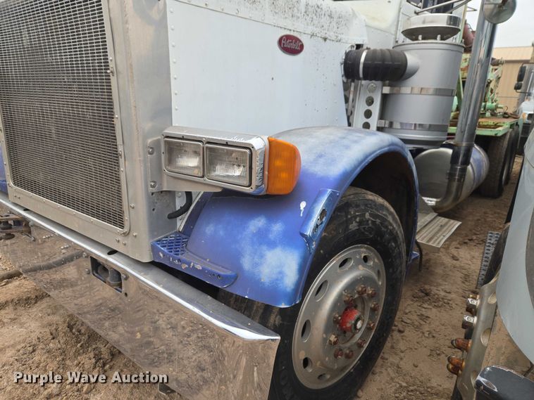 image for item EW0089 1982 Peterbilt 359 crane truck