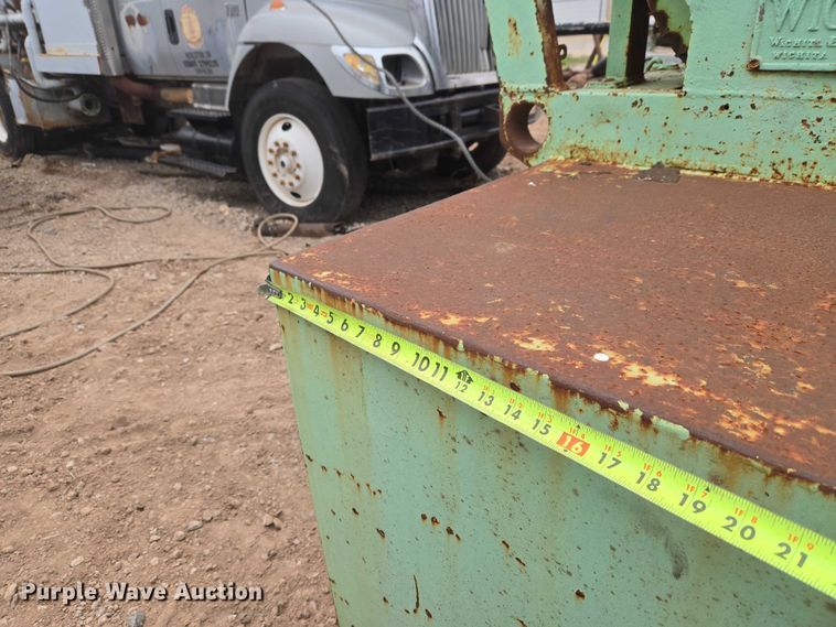 image for item EW0089 1982 Peterbilt 359 crane truck