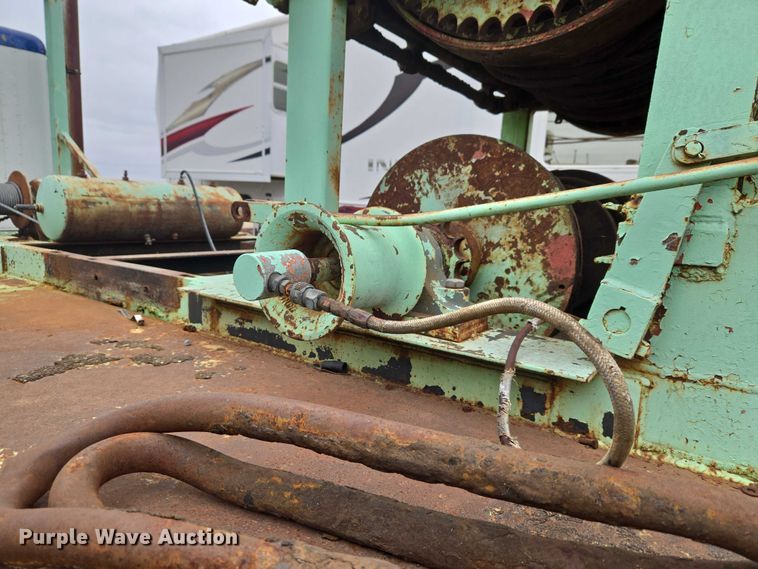 image for item EW0089 1982 Peterbilt 359 crane truck