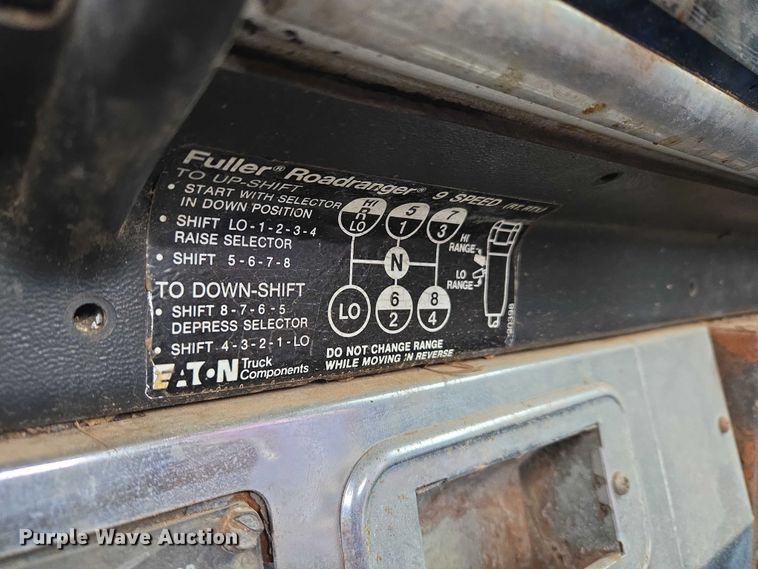 image for item EW0089 1982 Peterbilt 359 crane truck