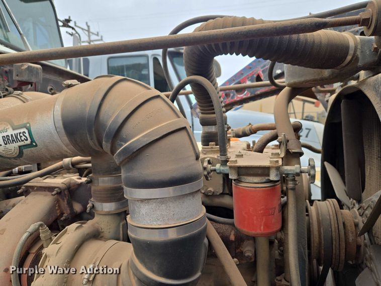 image for item EW0089 1982 Peterbilt 359 crane truck